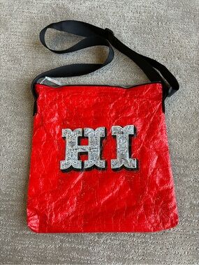Blue Q Red and White Crossbody with Zipper